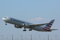 American Airlines 767 N348AN