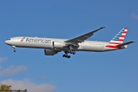 American Airlines 777 N717AN