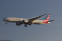 American Airlines B777 N725AN