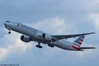 American Airlines 777 N732AN