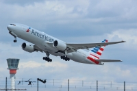 American Airlines 777 N785AN