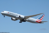 American Airlines 787 N826AN