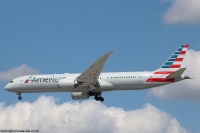 American Airlines 787 N827AN