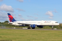 Delta Air Lines 757 N713TW