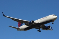 Delta Airlines 767 N1607B