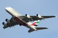 Emirates A380 A6-EDT