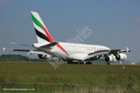Emirates A380 A6-EDZ