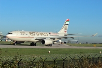 Etihad Airways A330 A6-EYM