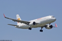 Iberia Express A320-216 EC-LYM