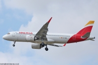 Iberia A320 EC-NDN