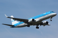 KLM Cityhopper E190 PH-EZS
