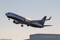 Ryanair 737NG EI-DCR