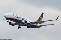 Ryanair 737NG EI-DHY