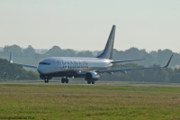 Ryanair 737NG EI-DYX