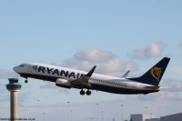 Ryanair 737NG EI-EFX