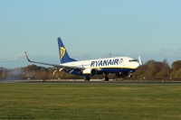 Ryanair 737NG EI-ESM