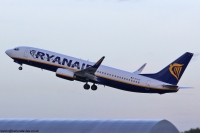 Ryanair 737NG EI-FIC