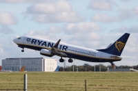 Ryanair 737NG EI-FZG