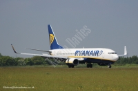 Ryanair 737 EI-EFR