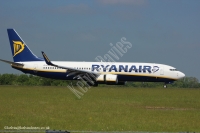 Ryanair 737 EI-EFR