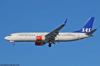 SAS 737 LN-RGF