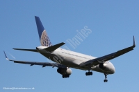 United Airlines 757 N29129