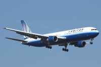United Airlines 767 N654UA