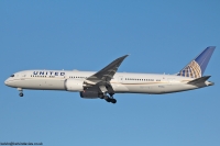 United Airlines 787 N15969