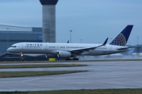 United Airlines 757 N19117