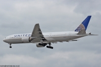 United Airlines 777 N220UA