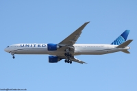 United Airlines 777 N2250U