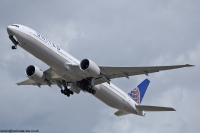 United Airlines 777 N2333U
