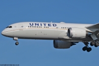 United Airlines 787 N24972