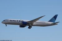 United Airlines 787 N24979