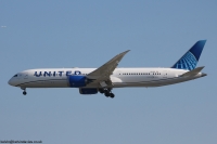 United Airlines 787 N24980