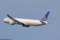 United Airlines 777 N2645U