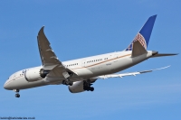 United Airlines 787 N29907