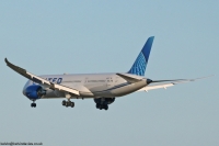United Airlines 787 N29977