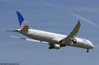 United Airlines 787 N38955