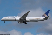 United Airlines 787 N45956