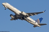 United Airlines 757 N48127