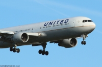 United Airlines 767 N663UA
