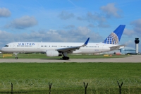 United Airlines 757 N67134