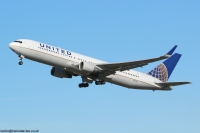 United Airlines 767 N671UA