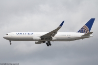United Airlines 767 N685UA