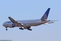 United Airlines 777 N78013