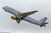Vueling Airlines A320 EC-LAB