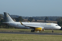 Vueling Airlines A320 EC-LZM