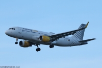 Vueling Airlines A320 EC-LZN