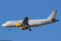Vueling Airlines A320 EC-LZZ